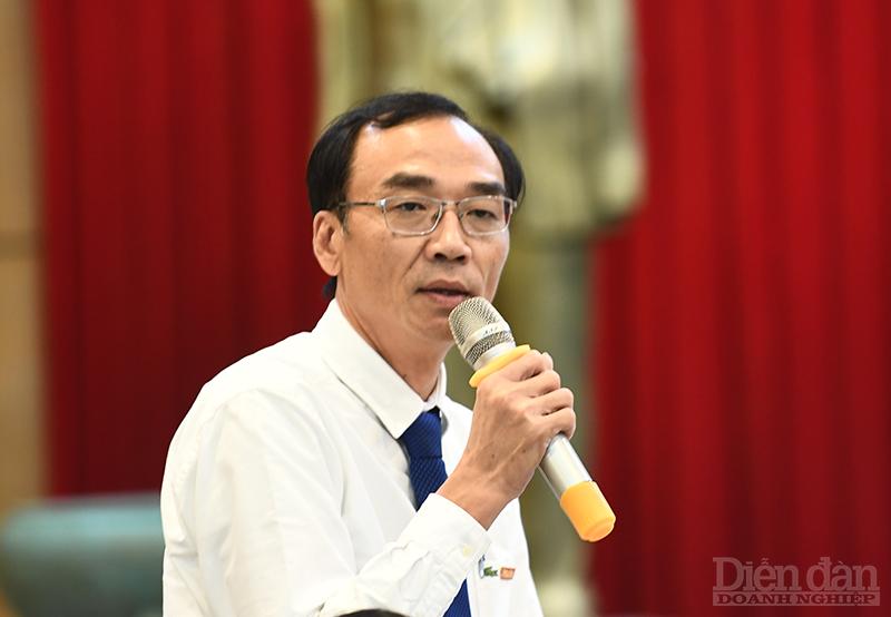 Nhà báo Nguyễn Linh Anh – Phó Tổng biên tập phụ trách Tạp chí Diễn đàn Doanh nghiệp