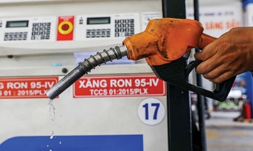 Có nên giữ Quỹ bình ổn giá xăng dầu?