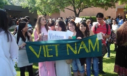 Đừng quên “mỏ vàng” nhân lực Việt Nam ở nước ngoài!