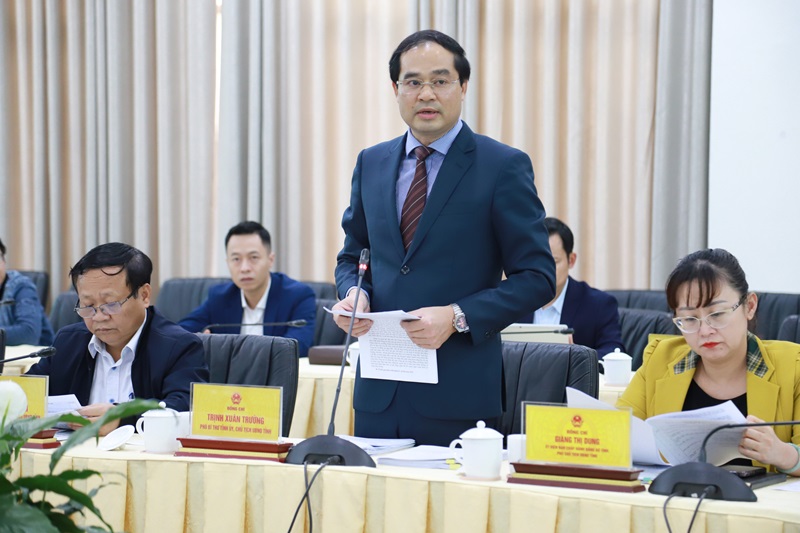 Chủ tịch UBND tỉnh Lào Cai - Trịnh Xuân Trường thông tin tại buổi làm việc với đoàn công tác của VCCI